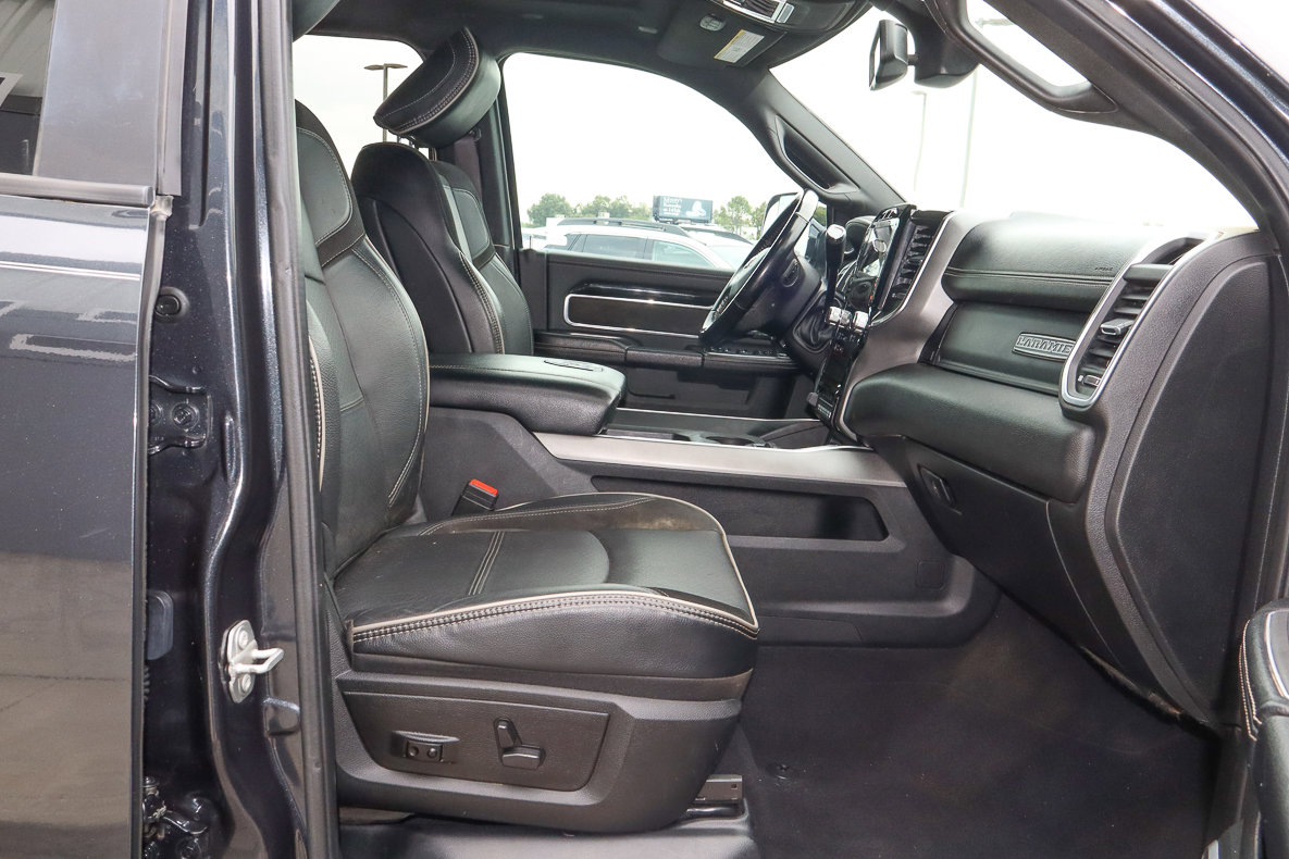 Used 2021 RAM 3500 Laramie image 37