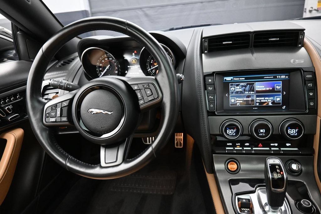 Used 2016 Jaguar F-TYPE S RWD image 11
