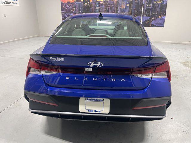 New 2026 Hyundai Elantra Sport w/ Cargo Package image 25