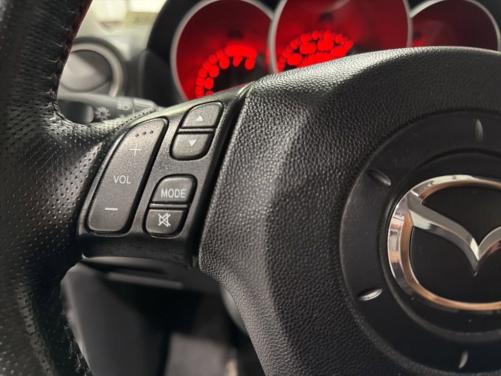 Used 2006 MAZDA MAZDA3 s image 13