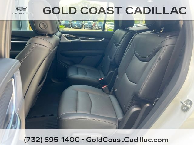 Certified 2024 Cadillac XT6 Sport w/ Technology Package AWD/4WD image 17