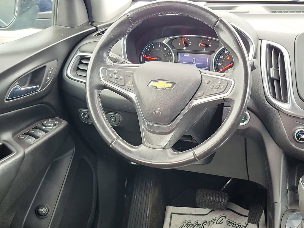 Used 2020 Chevrolet Equinox LT w/ Driver Convenience Package image 24