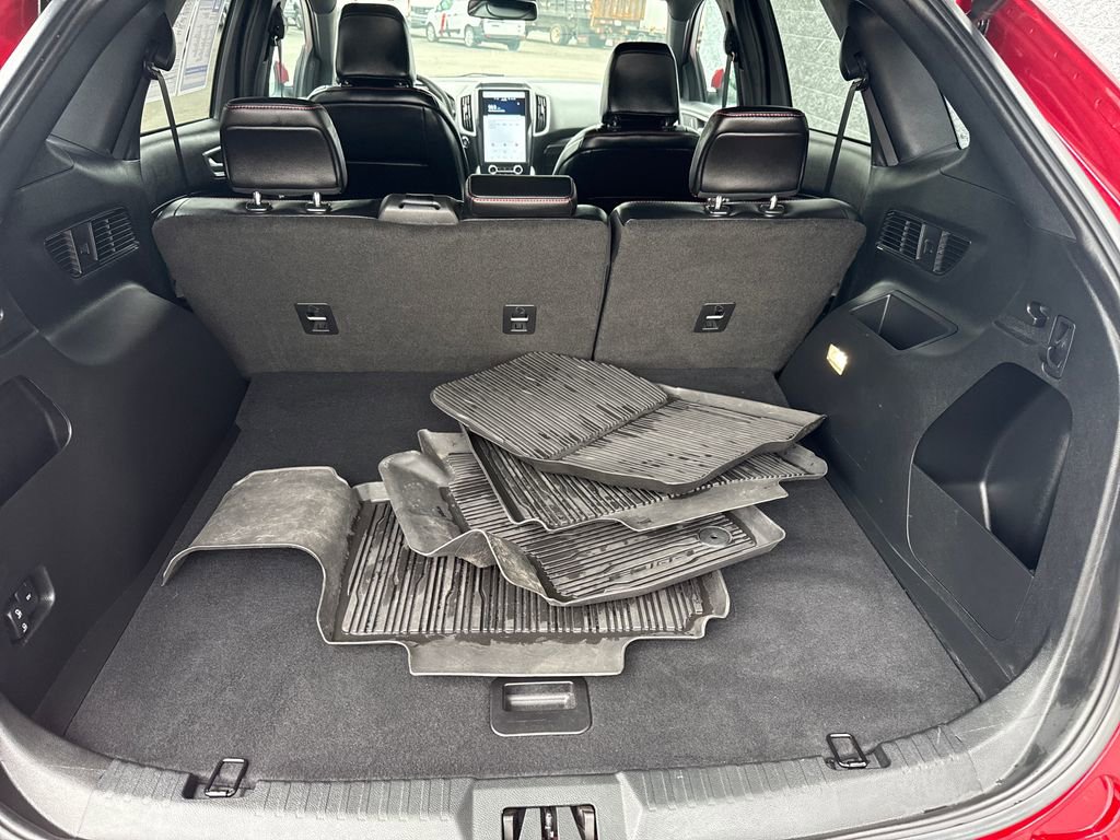 Used 2023 Ford Edge ST-Line AWD/4WD image 11