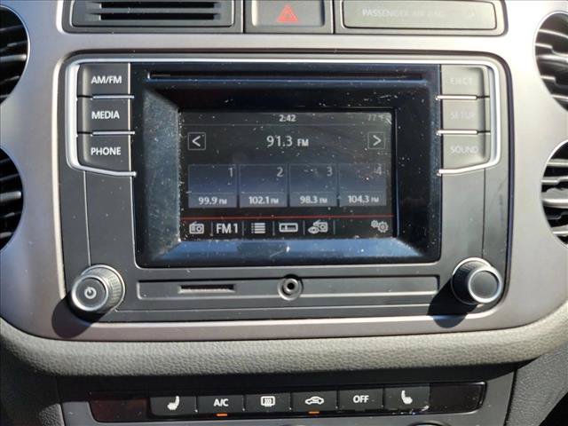 Used 2016 Volkswagen Tiguan S FWD image 13