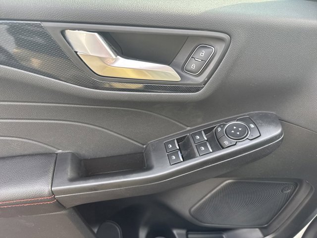 New 2025 Ford Escape ST-Line w/ Tech Pack #1 AWD/4WD image 37