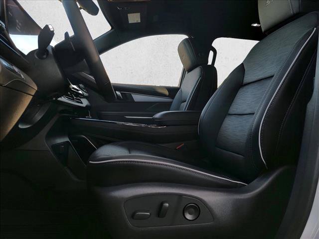 New 2026 Buick Enclave Sport Touring w/ Super Cruise Package AWD/4WD image 9