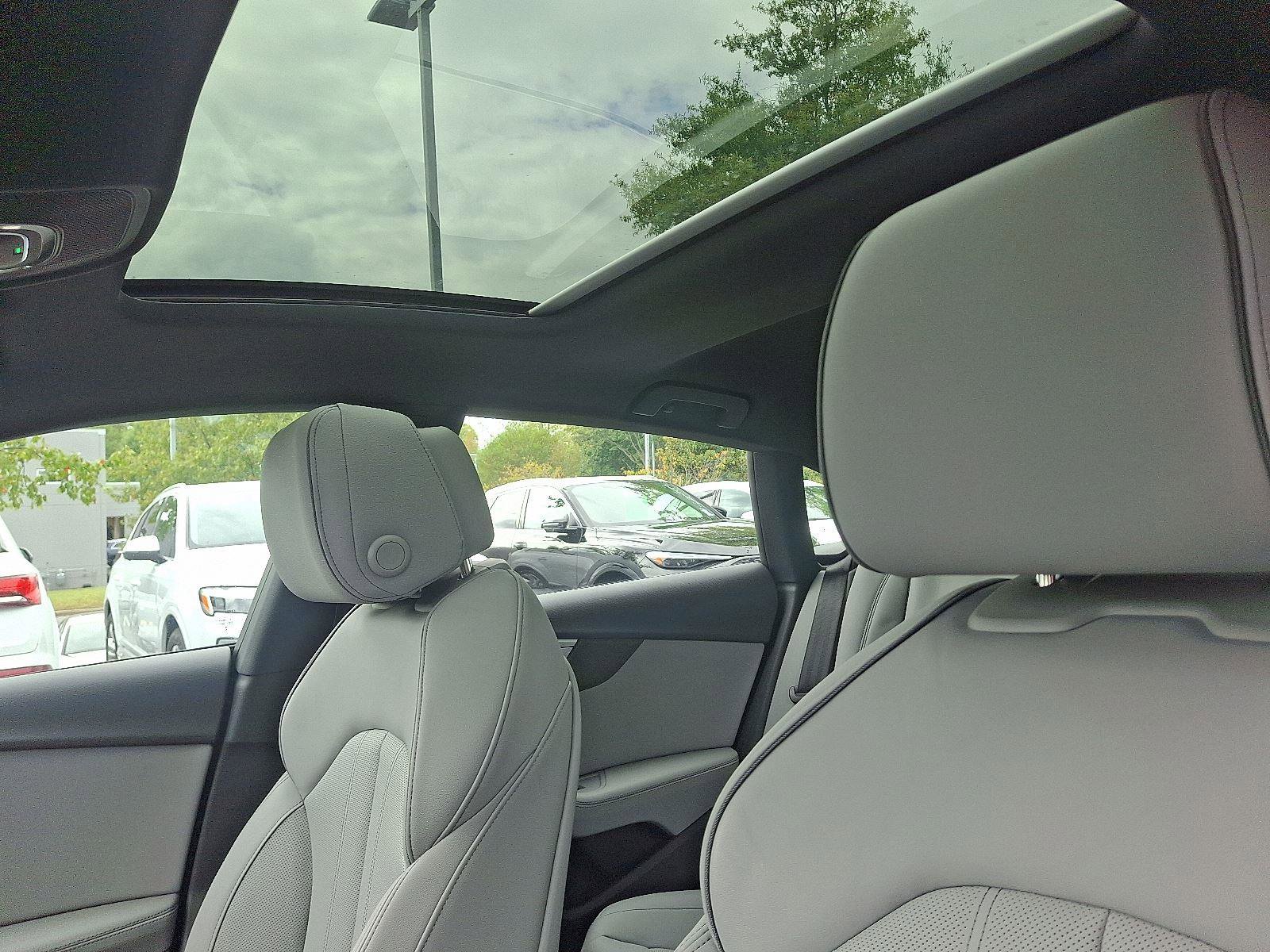 Used 2025 Audi A5 2.0T Prestige image 14