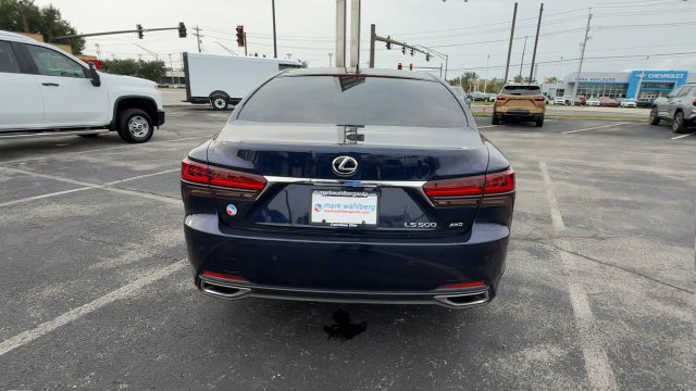 Used 2022 Lexus LS 500 AWD w/ Interior Upgrade Package image 7