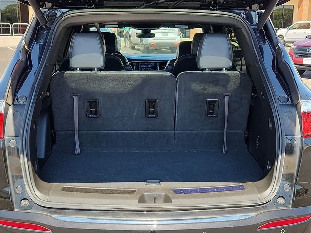 Certified 2023 Buick Enclave Essence w/ Sport Touring Edition image 10
