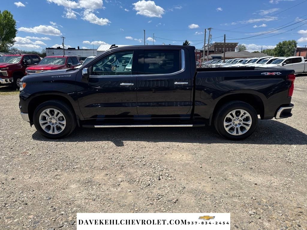 Used 2022 Chevrolet Silverado 1500 LTZ w/ LTZ Premium Package AWD/4WD image 2
