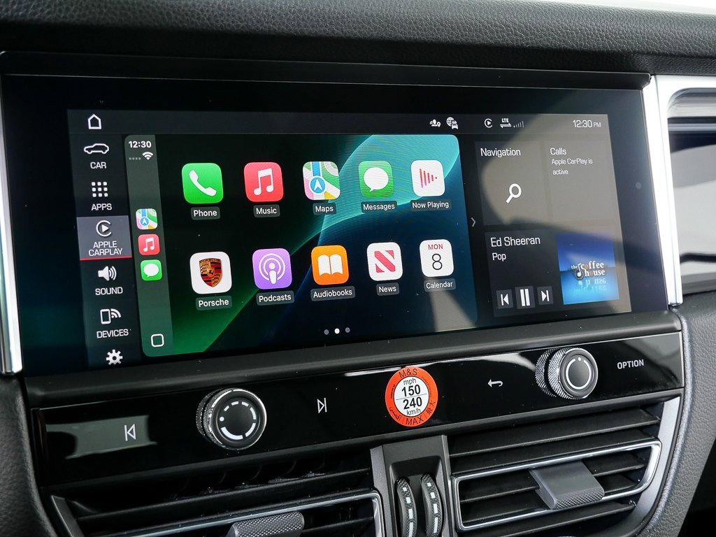 New 2026 Porsche Macan image 16