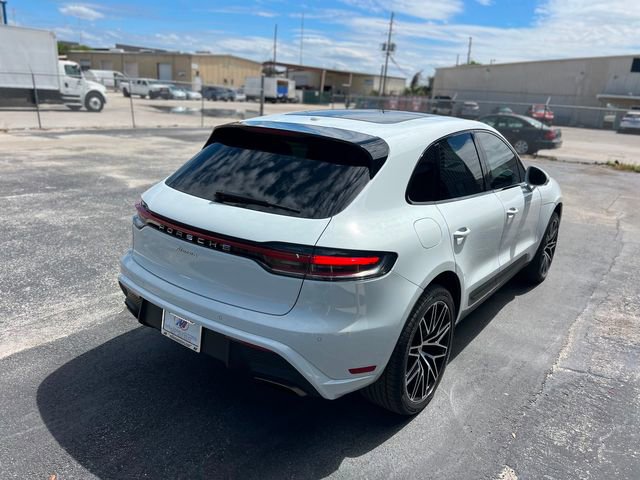 Used 2023 Porsche Macan Base image 85