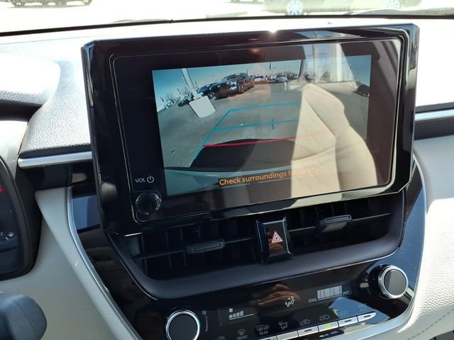 Used 2025 Toyota Corolla Cross L image 16