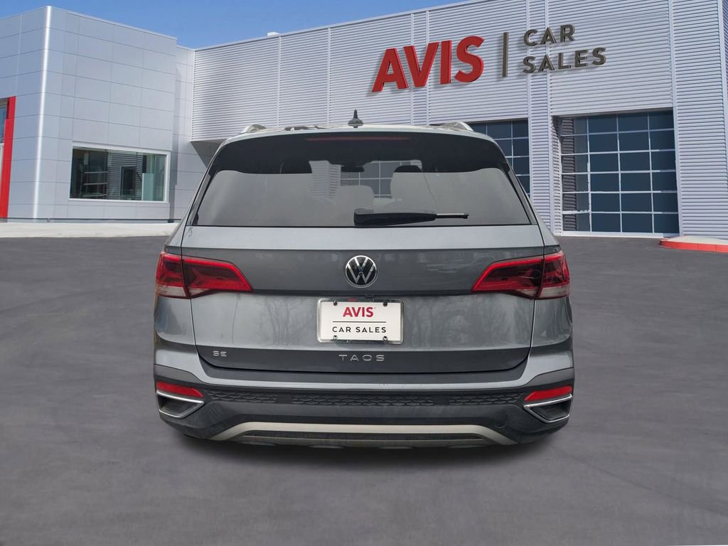 Used 2024 Volkswagen Taos SE image 7