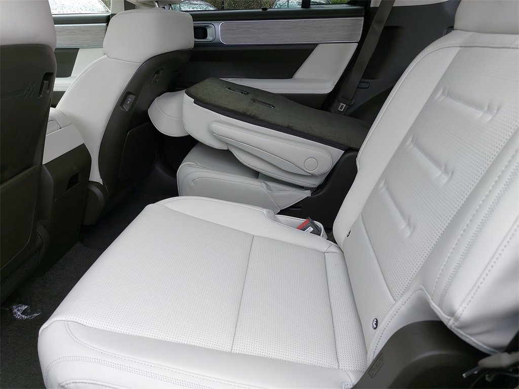 New 2025 Hyundai Santa Fe Calligraphy w/ Tow & Go Package image 16