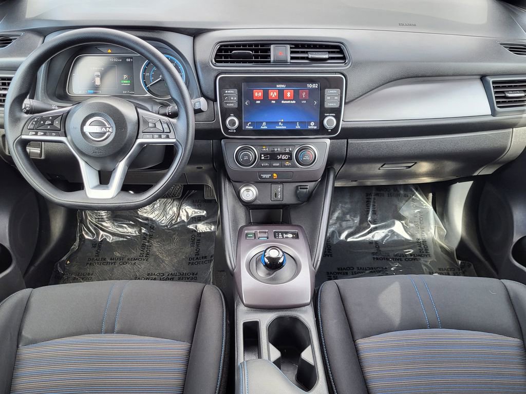 Used 2024 Nissan Leaf S image 16