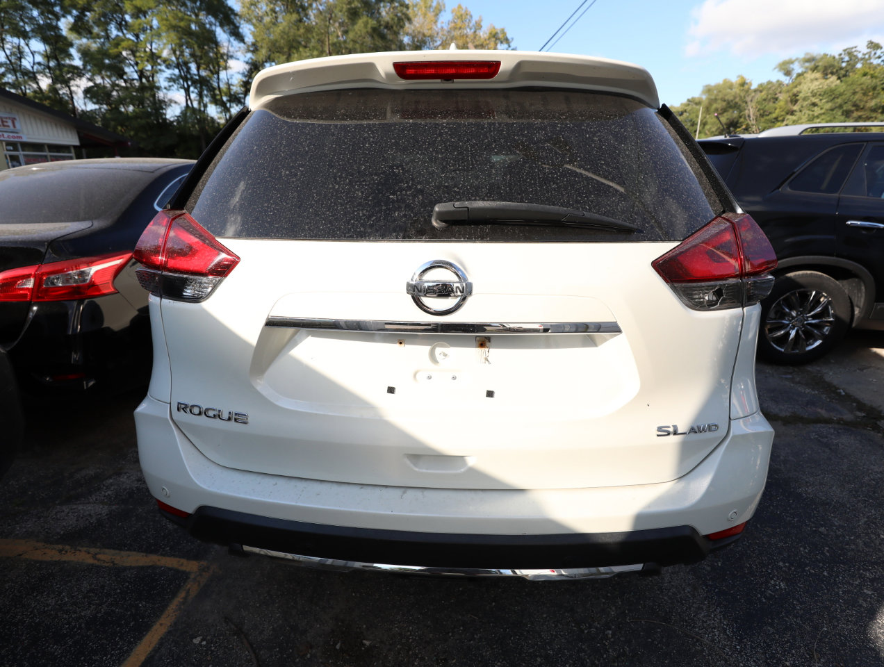 Used 2019 Nissan Rogue SL w/ Premium Package image 12