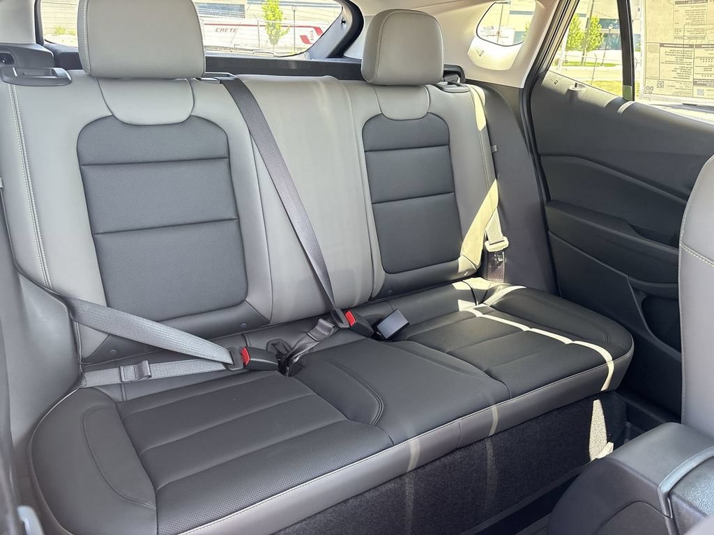 New 2026 Chevrolet Trax ACTIV w/ Driver Confidence Package FWD image 27