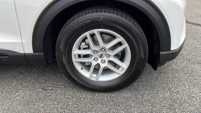 New 2026 Ford Explorer Active w/ Active Comfort Package RWD image 9