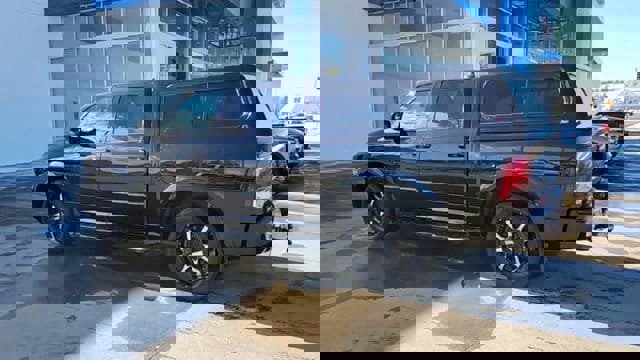 Used 2015 RAM 1500 Sport w/ Black Ram 1500 Sport Group image 6