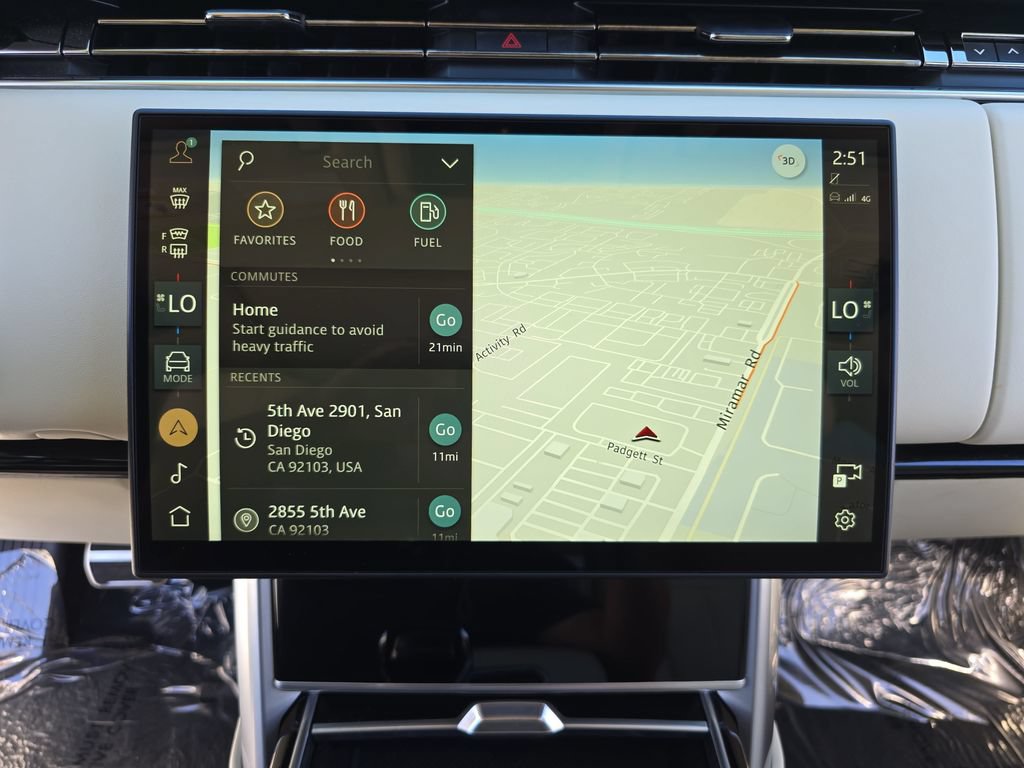 Certified 2024 Land Rover Range Rover SE AWD/4WD image 23