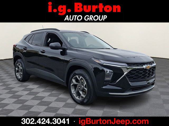 Used 2024 Chevrolet Trax LT FWD image 1