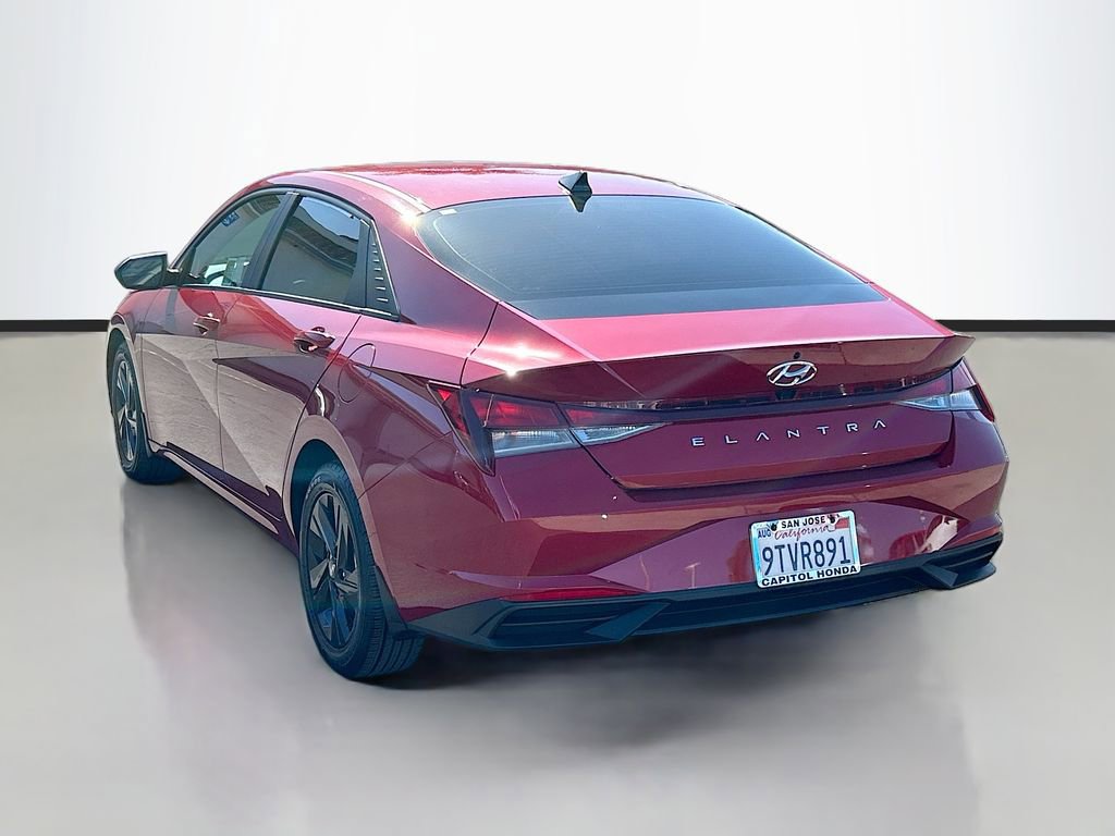 Used 2023 Hyundai Elantra SEL FWD image 7