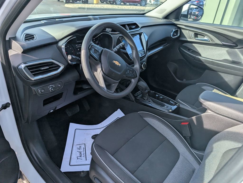 Used 2023 Chevrolet TrailBlazer LT w/ Convenience Package image 12
