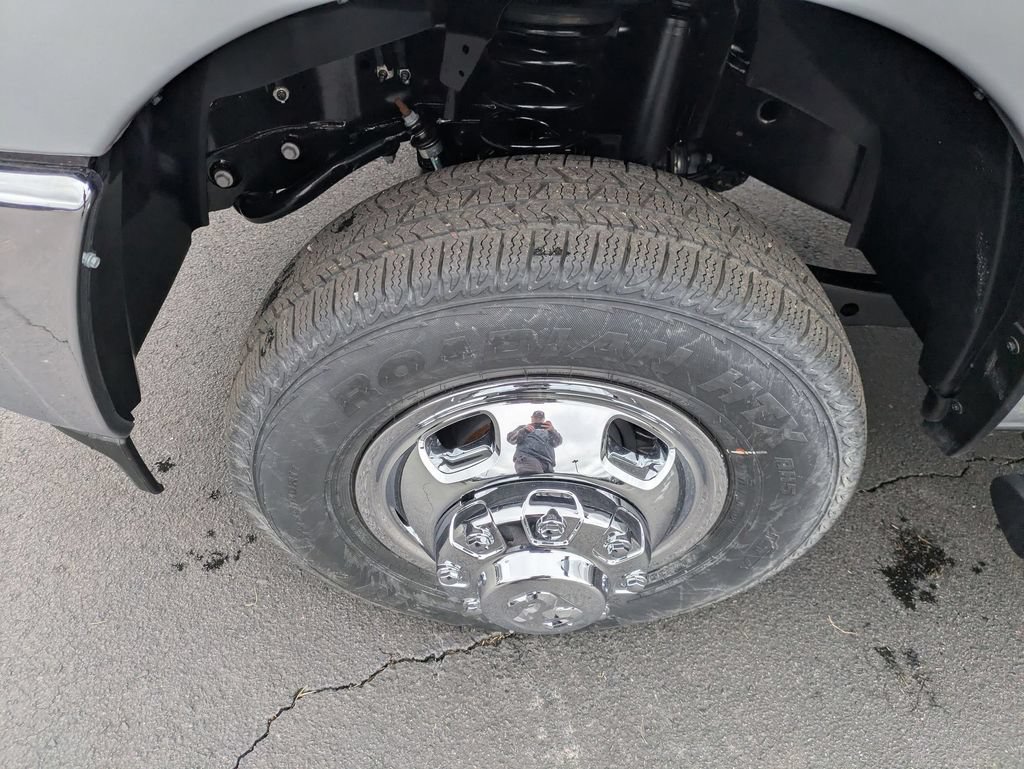 New 2026 RAM 3500 Tradesman AWD/4WD image 9