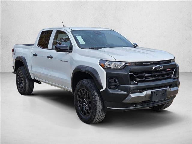 Used 2024 Chevrolet Colorado Trail Boss w/ Technology Package image 3