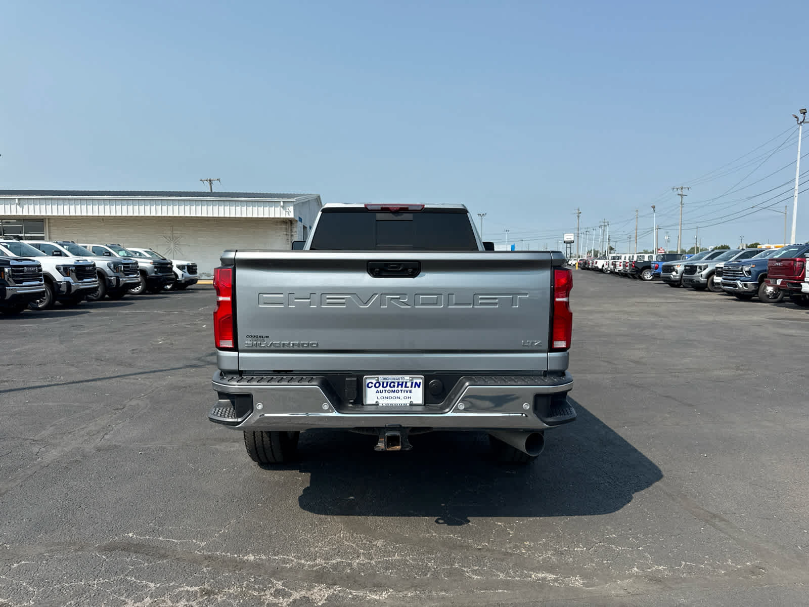 Certified 2025 Chevrolet Silverado 3500 LTZ w/ LTZ Premium Package AWD/4WD image 4