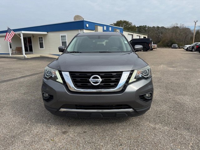 Used 2017 Nissan Pathfinder Platinum w/ Cargo Package image 3