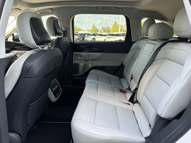 New 2026 Lincoln Nautilus Reserve AWD/4WD image 16