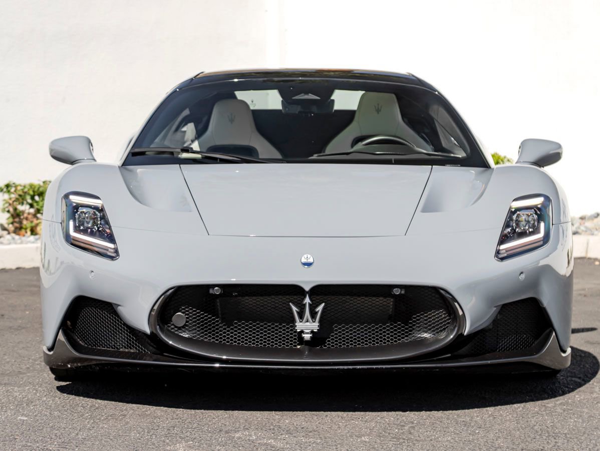 Used 2023 Maserati MC20 Spyder RWD image 4