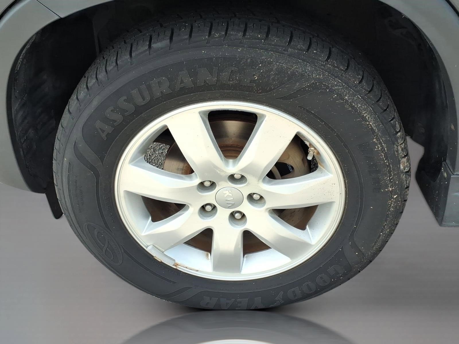 Used 2012 Kia Sorento LX w/ Convenience Pkg FWD image 10