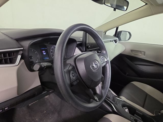 Used 2024 Toyota Corolla LE FWD image 13
