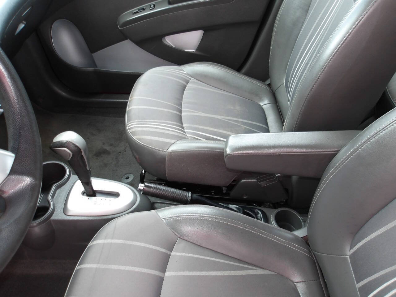 Used 2014 Chevrolet Spark LT FWD image 16