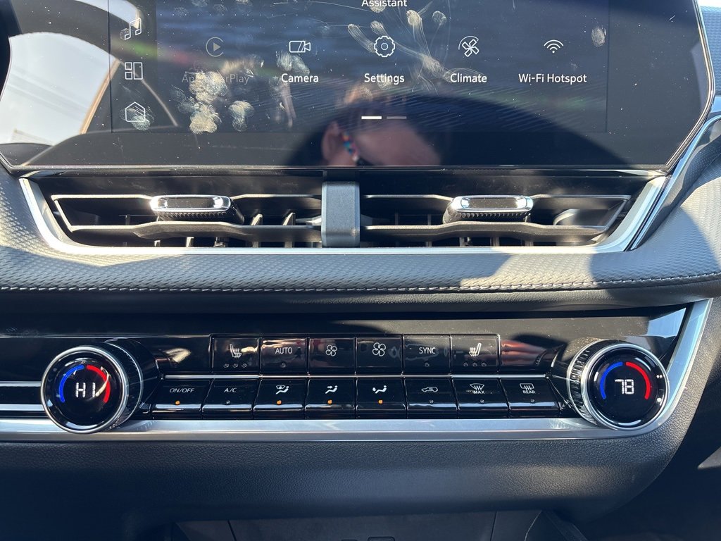 New 2026 Chevrolet Equinox LT w/ Convenience Package II image 17