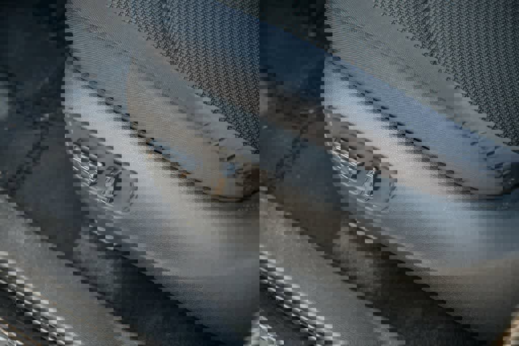 Used 2023 Toyota Highlander LE image 27