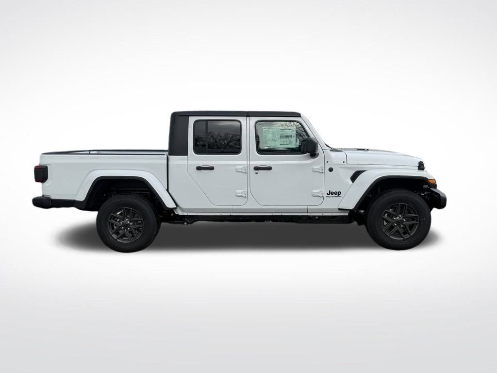 New 2026 Jeep Gladiator Sport image 9