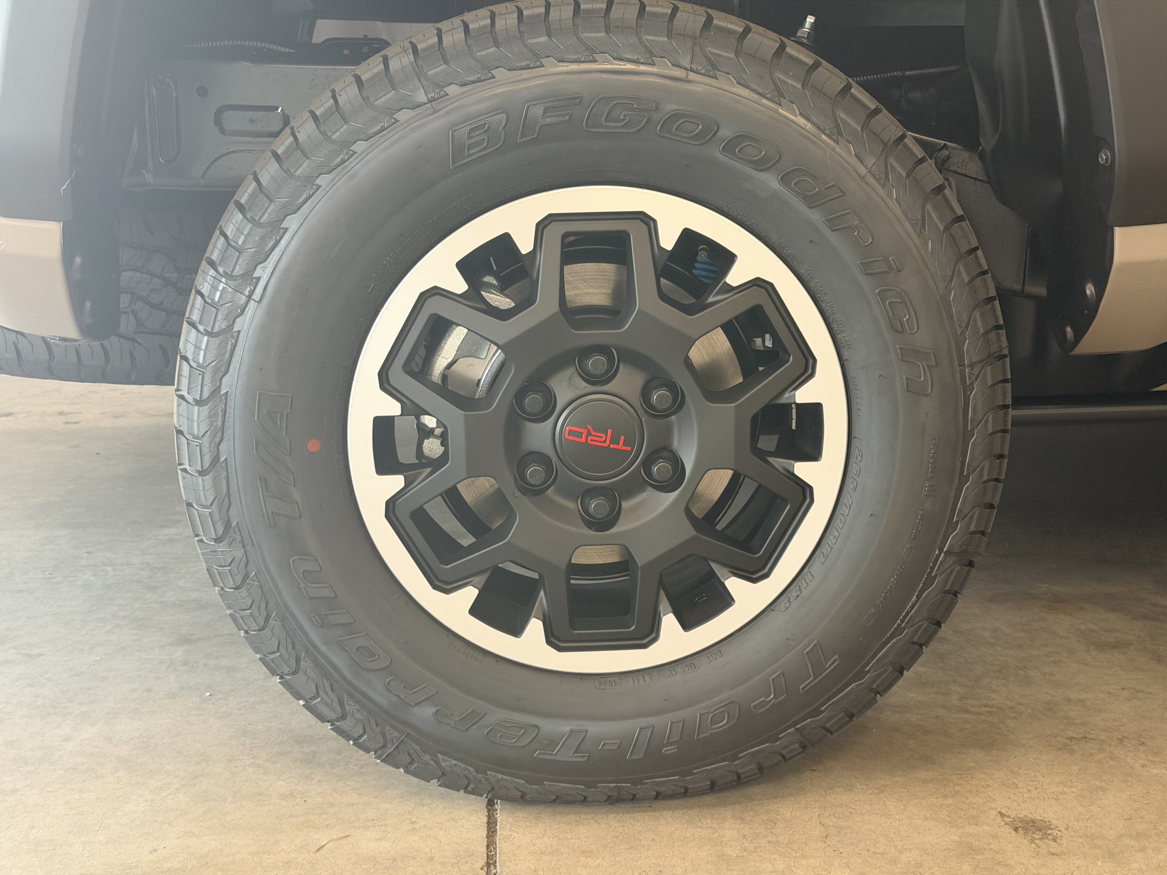 New 2026 Toyota Tacoma TRD Off-Road AWD/4WD image 29