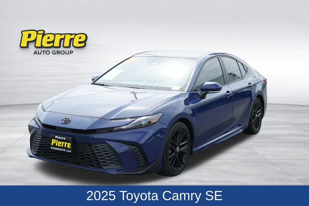 Used 2025 Toyota Camry SE FWD image 1