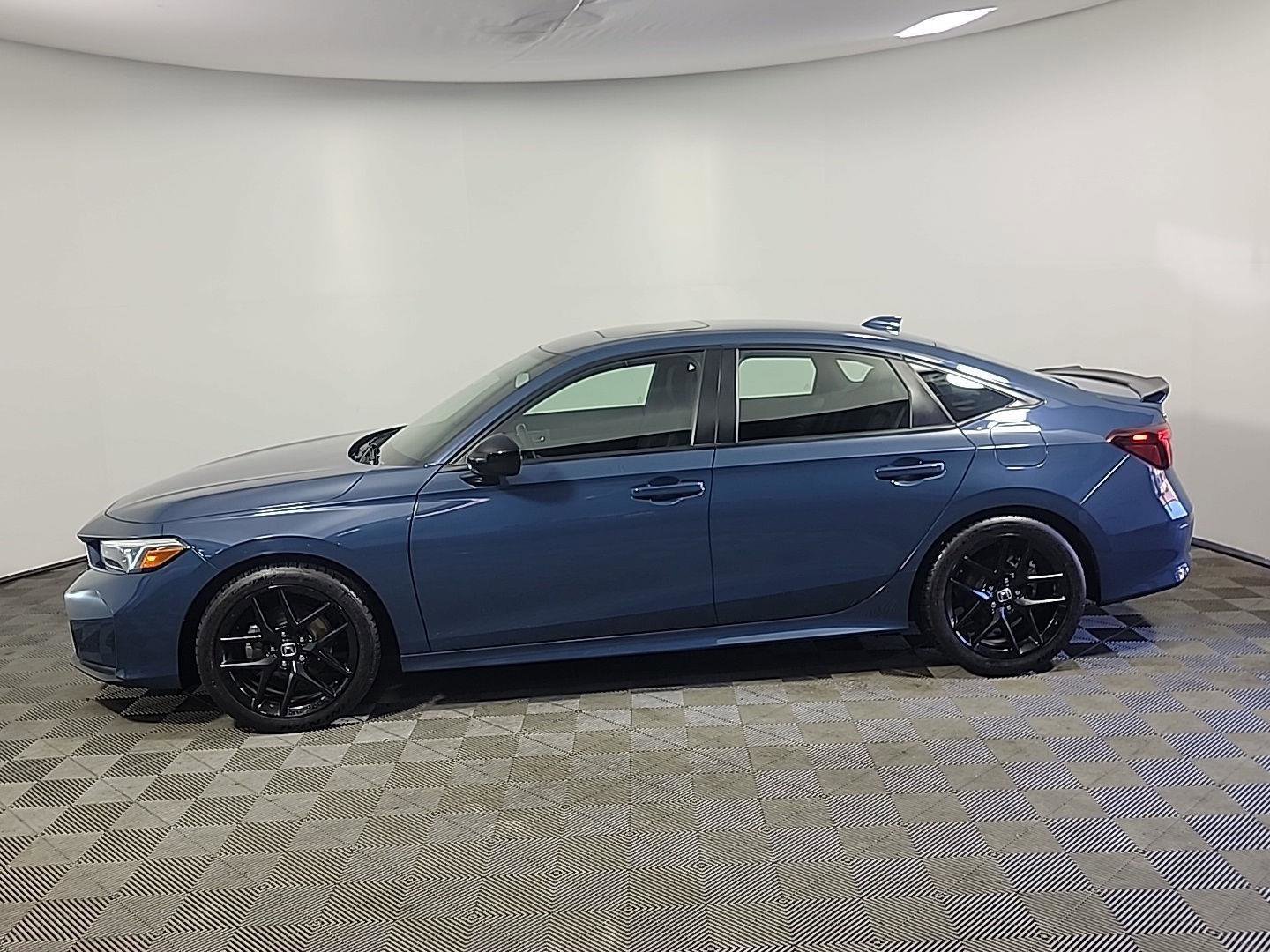 Certified 2025 Honda Civic Sport image 11