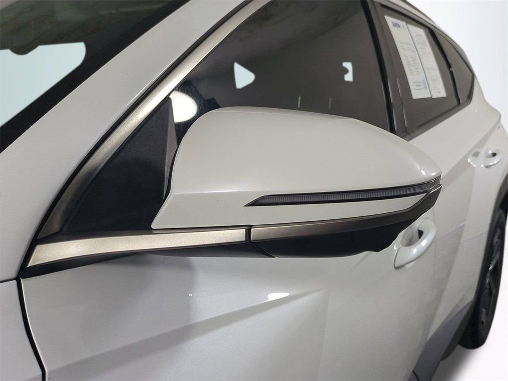 Certified 2022 Hyundai Tucson Limited image 12