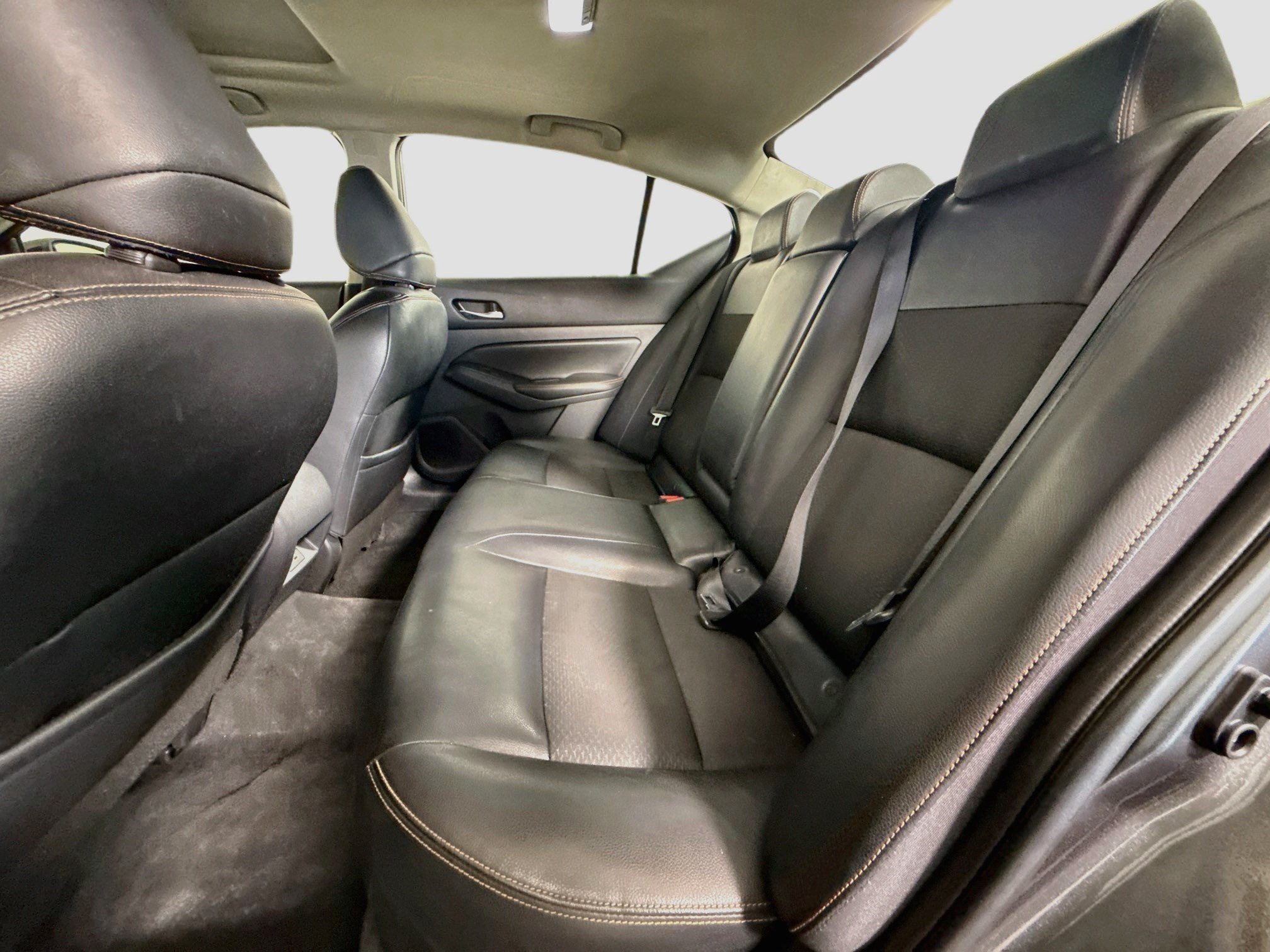 Used 2019 Nissan Altima 2.5 SR w/ SR Premium Package AWD/4WD image 25