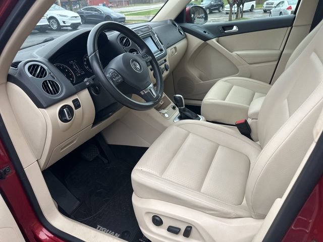 Used 2016 Volkswagen Tiguan SE FWD image 11