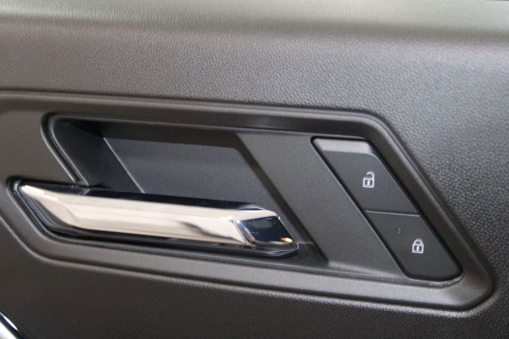 New 2025 Chevrolet Colorado Z71 w/ Midnight Edition image 37