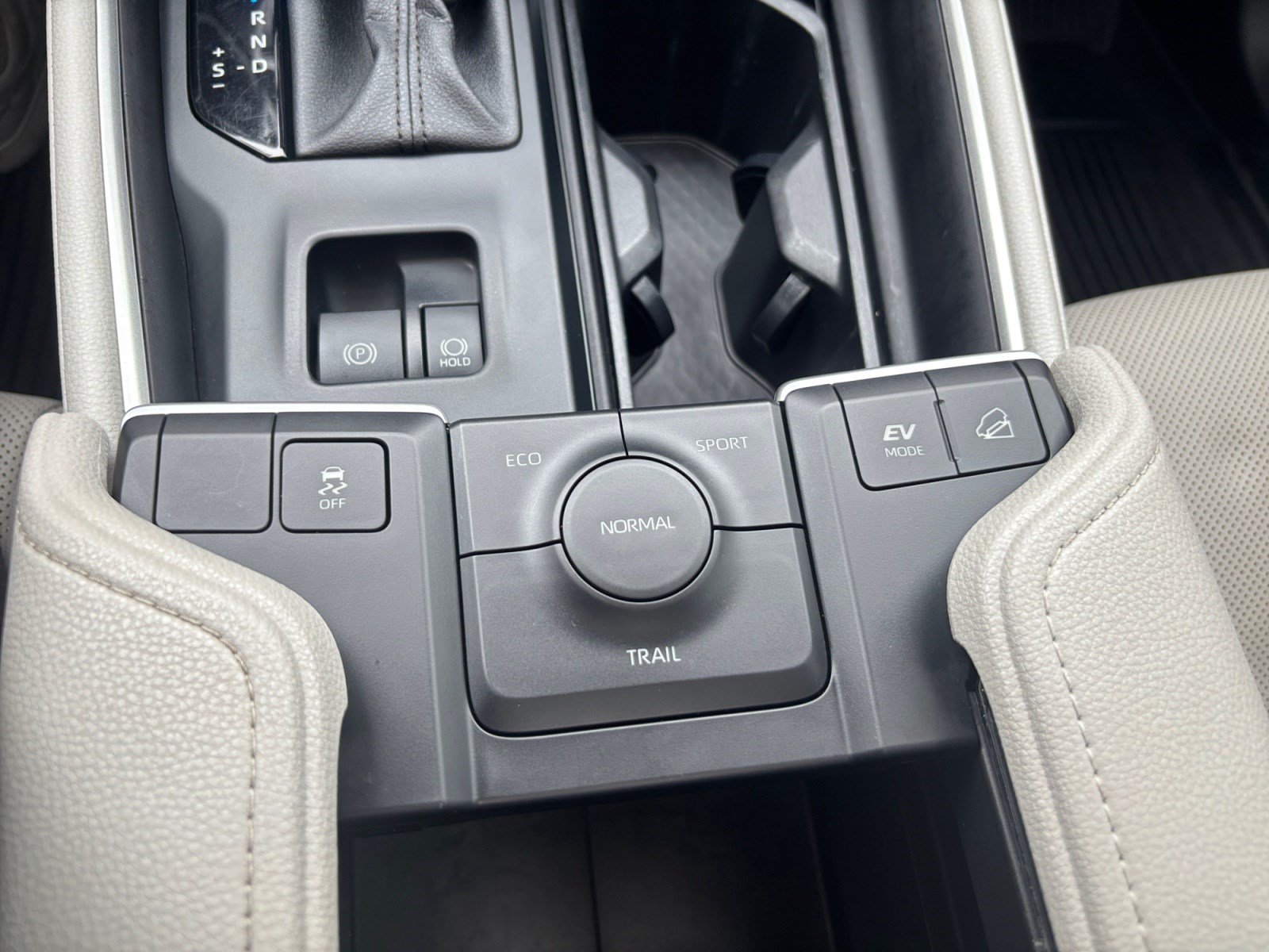 Used 2024 Toyota Grand Highlander AWD Hybrid image 28