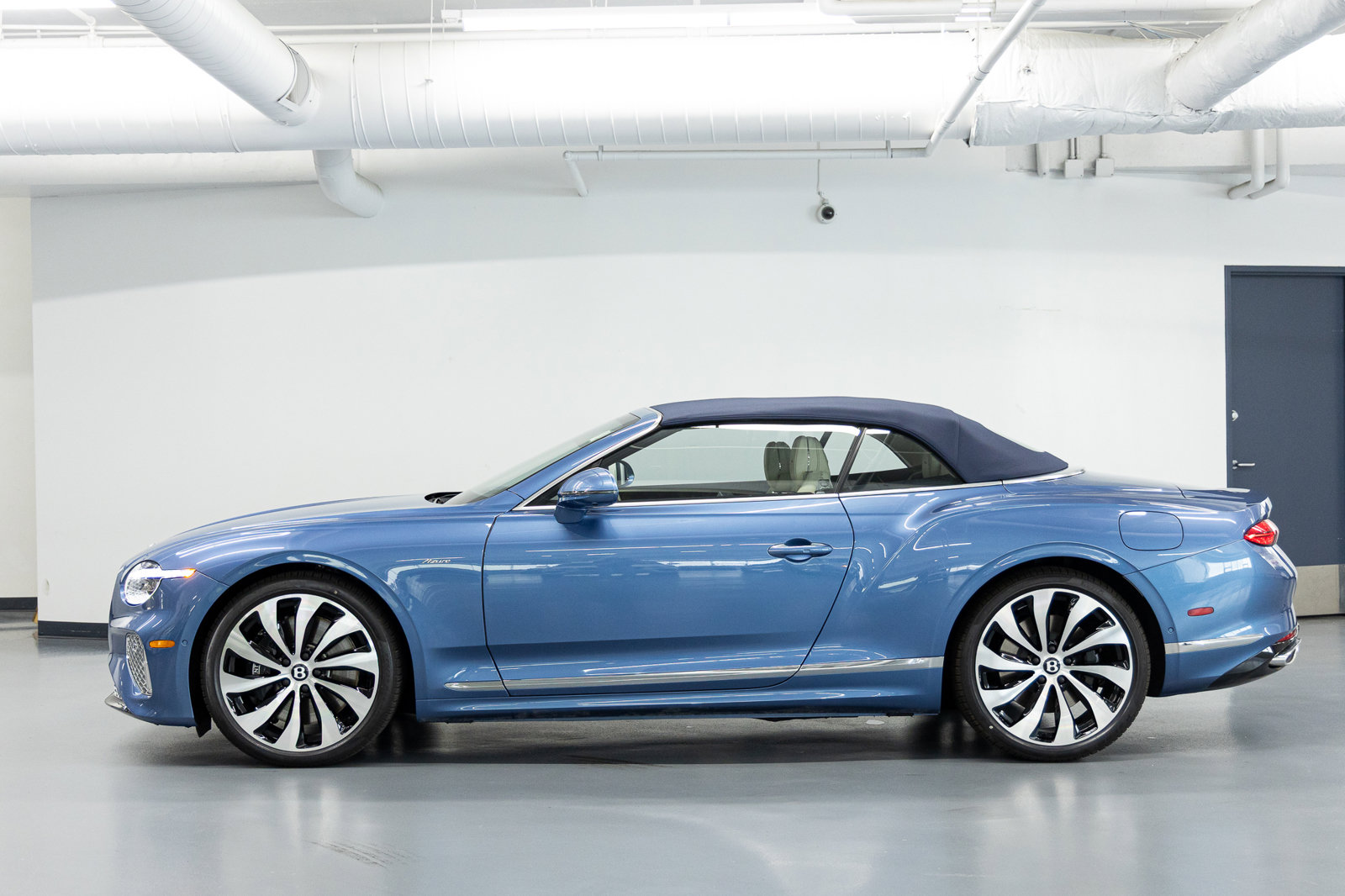 New 2026 Bentley Continental GT Azure AWD/4WD image 8