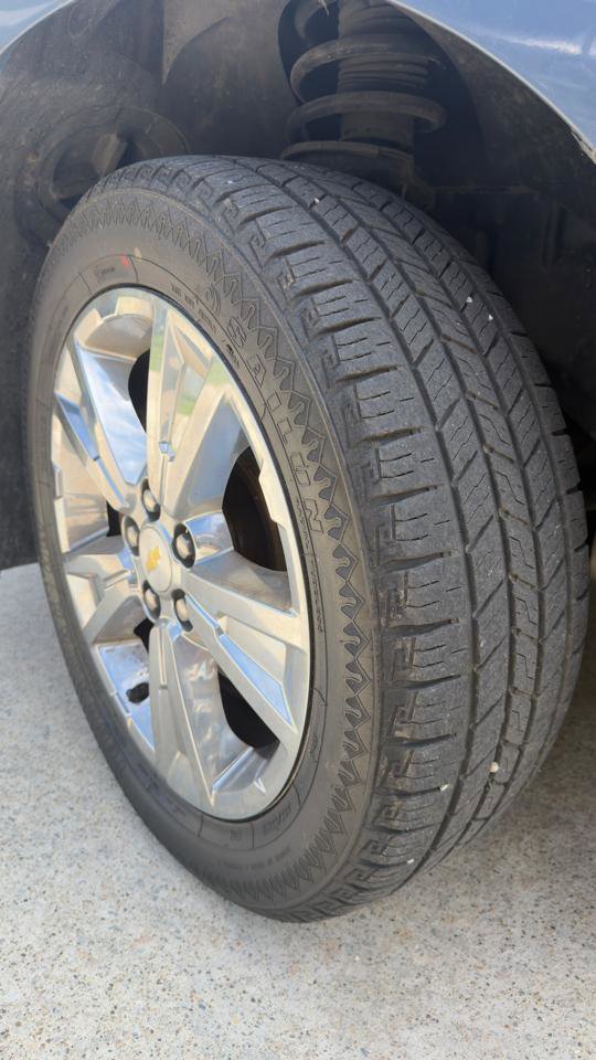 Used 2011 Chevrolet Equinox LTZ w/ LPO, Protection Package AWD/4WD image 3